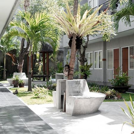 Seruni Guest House Денпасар Екстериор снимка