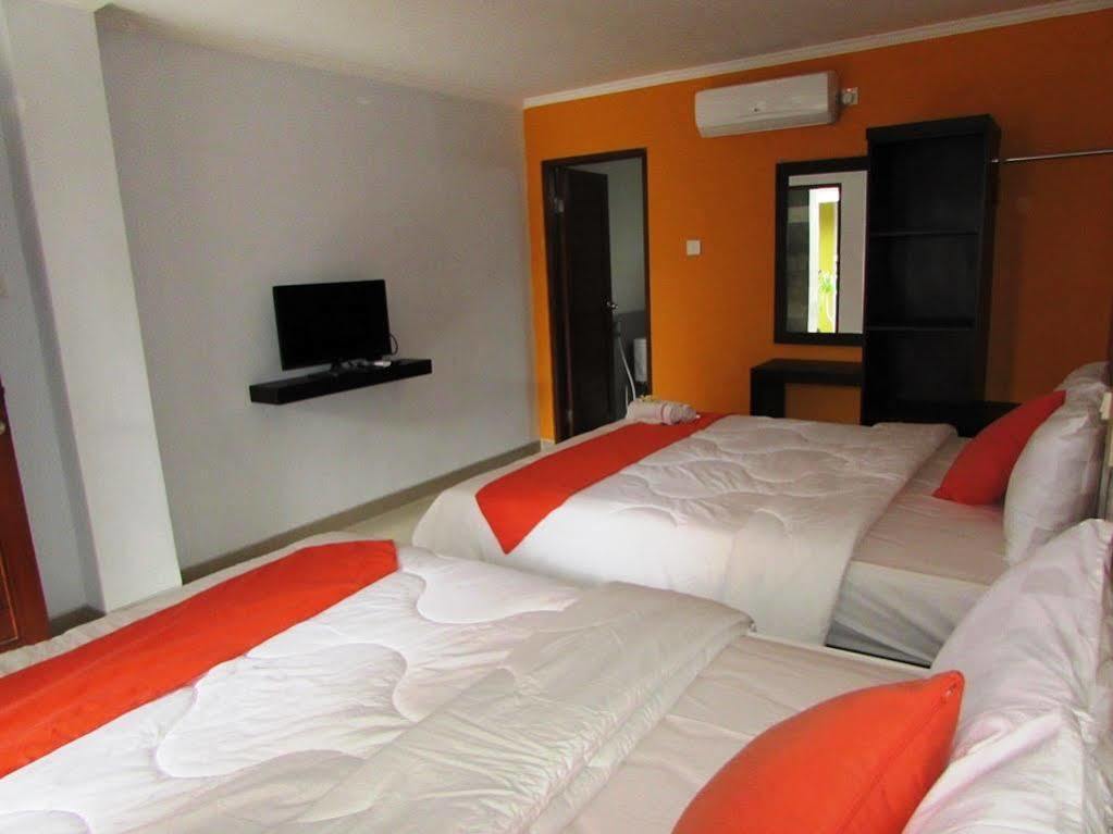 Seruni Guest House Денпасар Екстериор снимка