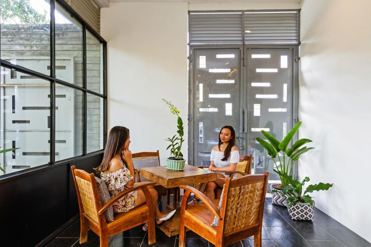Seruni Guest House Денпасар Екстериор снимка