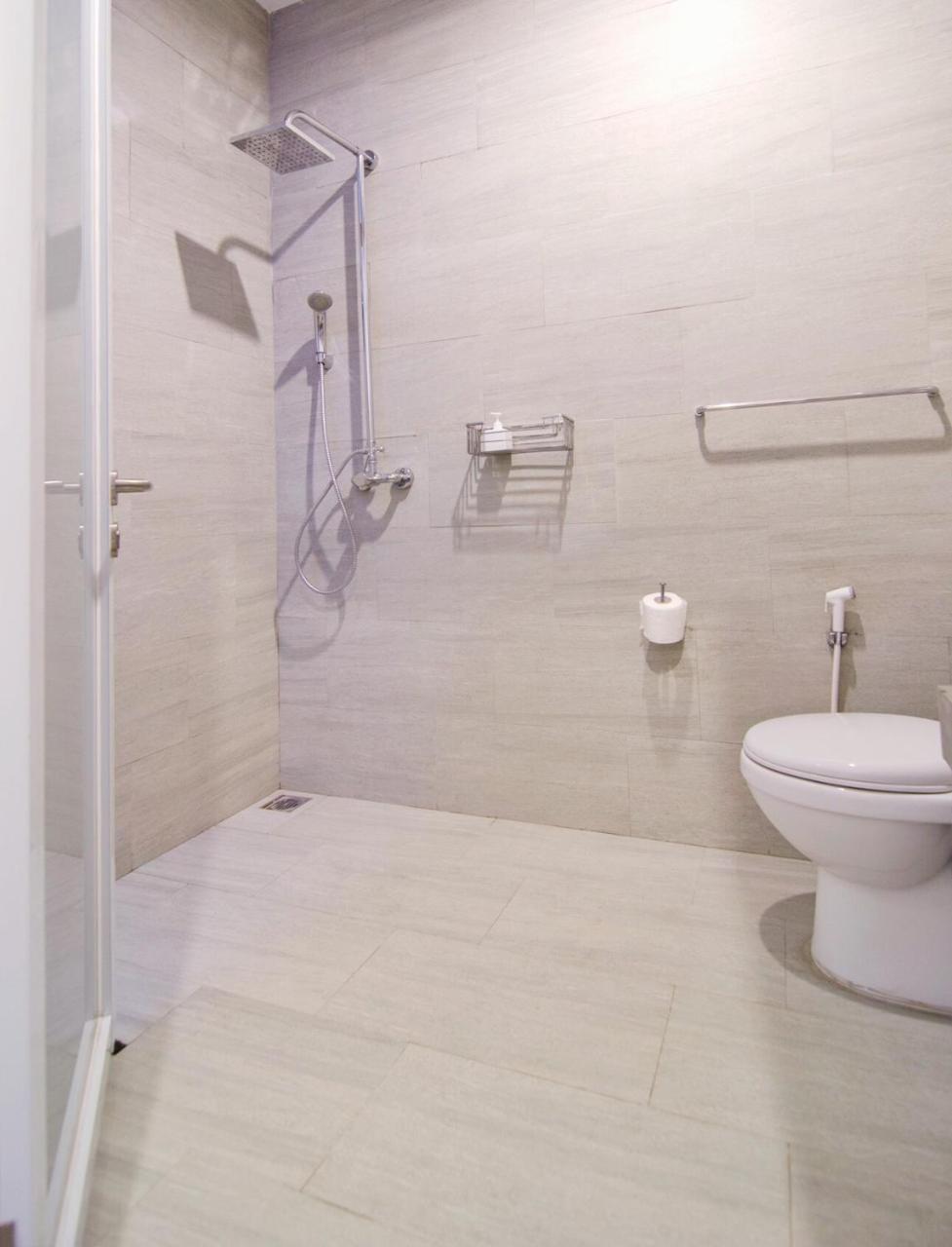 Seruni Guest House Денпасар Екстериор снимка