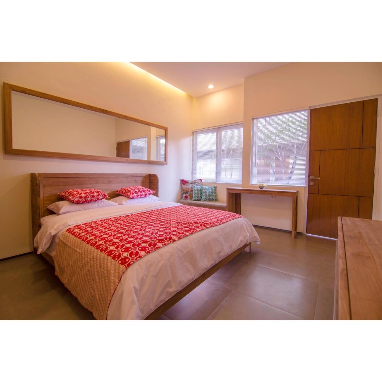 Seruni Guest House Денпасар Екстериор снимка